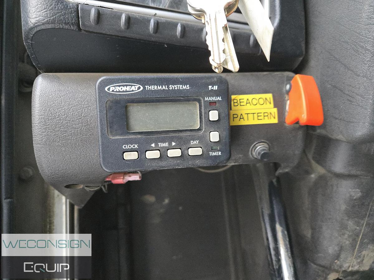 Used 2012 Kenworth T800 TA Winch Truck