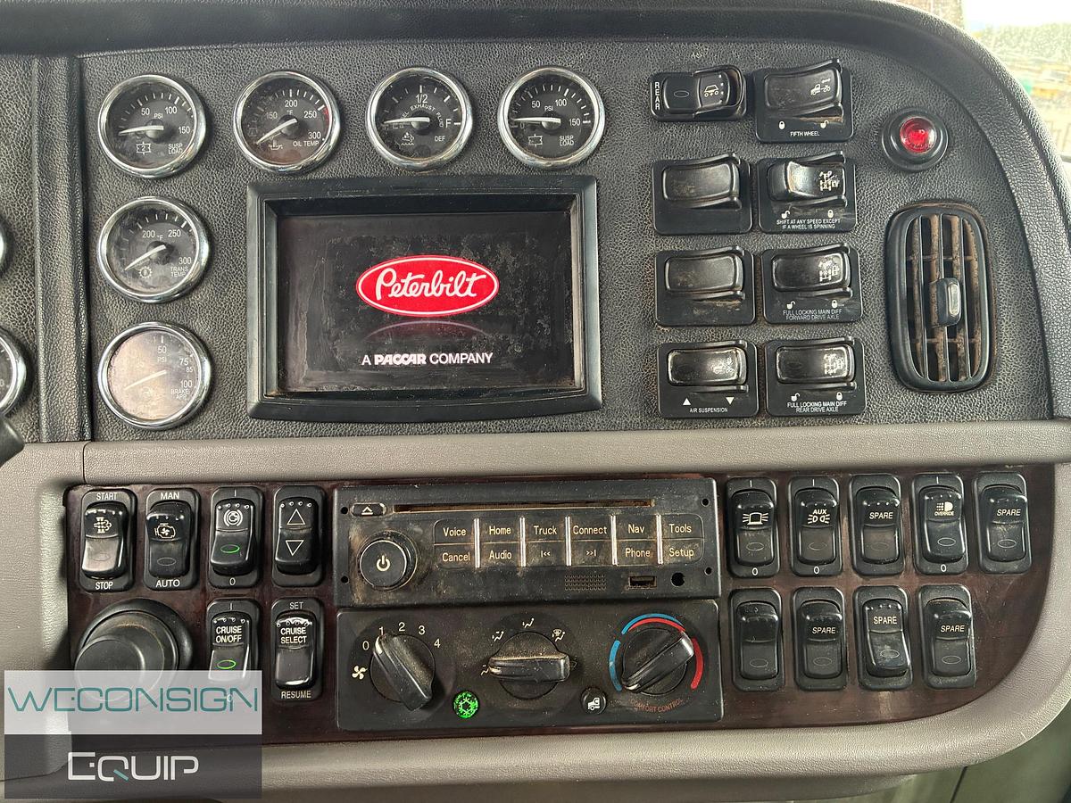 Used 2014 Peterbilt 367 Dump Truck