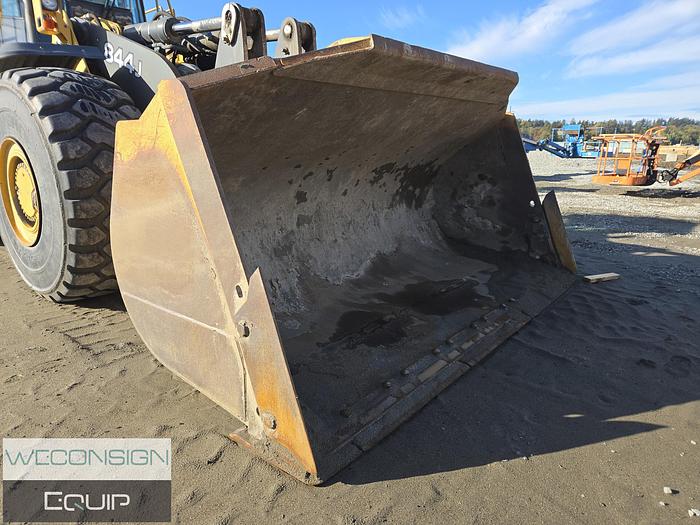 Used 2007 John Deere 844J Wheel-Loader