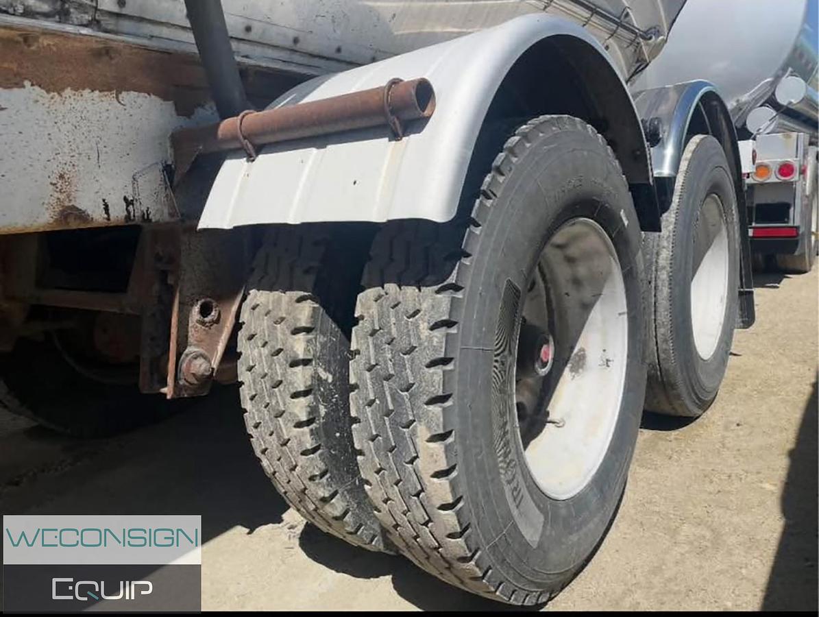 Used 1992 Westank Super B Tanker