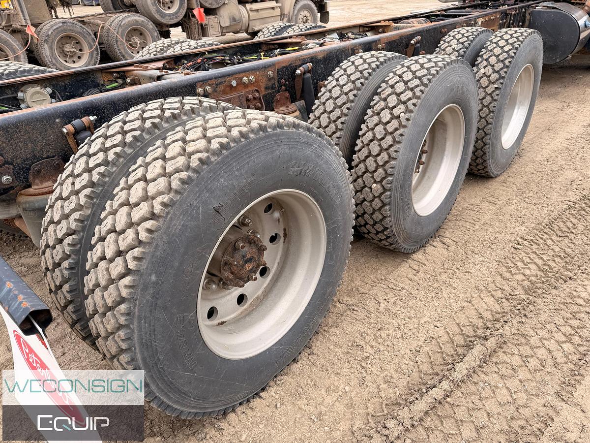 Used 2018 Kenworth T880