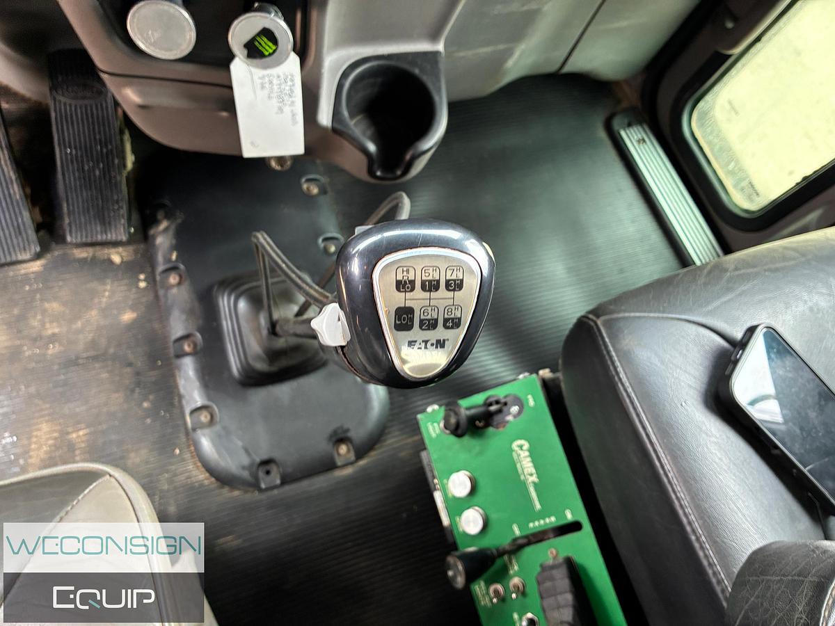 Used 2016 Peterbilt 367 Winch Truck