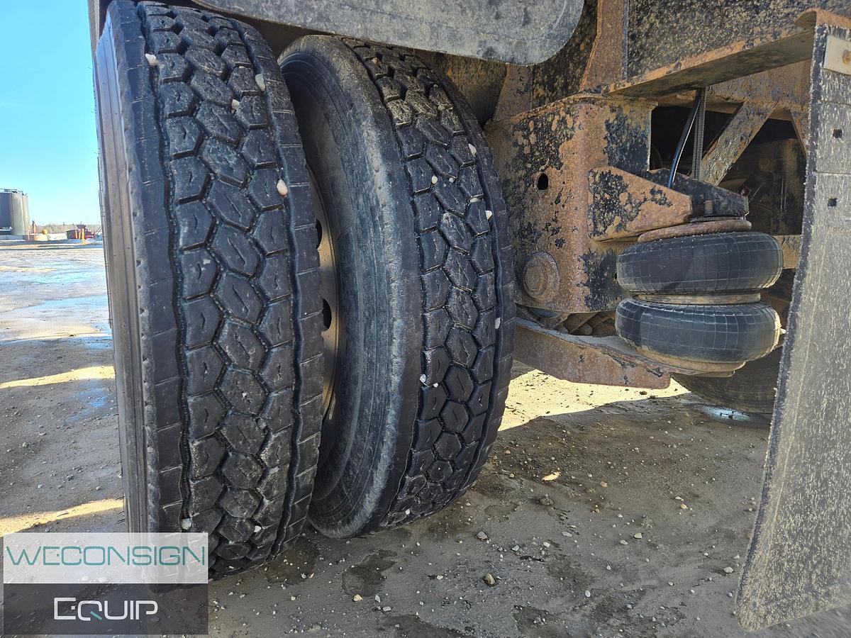 Used 2013 Midland 32'