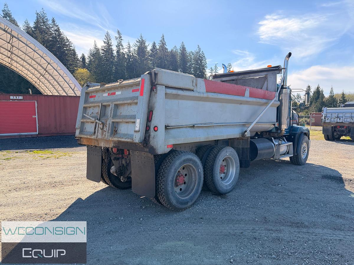 Used 1997 Freightliner USF-1E TA Dump Truck