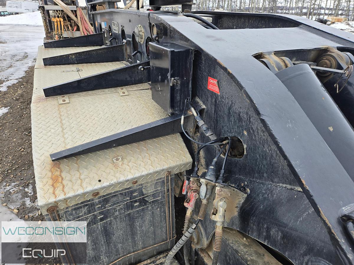 Used 2014 Pacesetter 55T 9 Axle Lowbed/Lowboy Trailer Combination