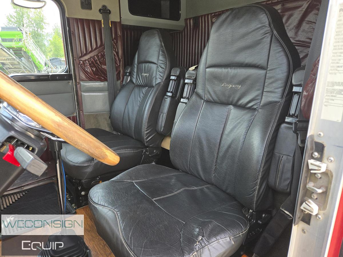 Used 2001 Kenworth T800 TA Lowbed Truck