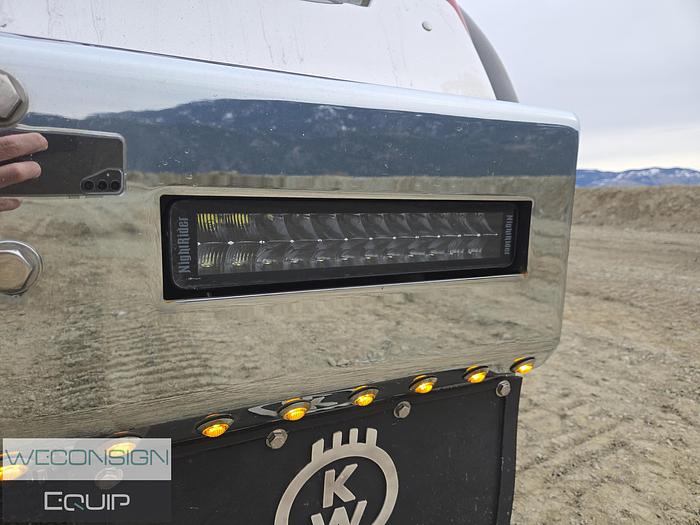 Used 2022 Kenworth W900L TA Heavy Spec Tractor