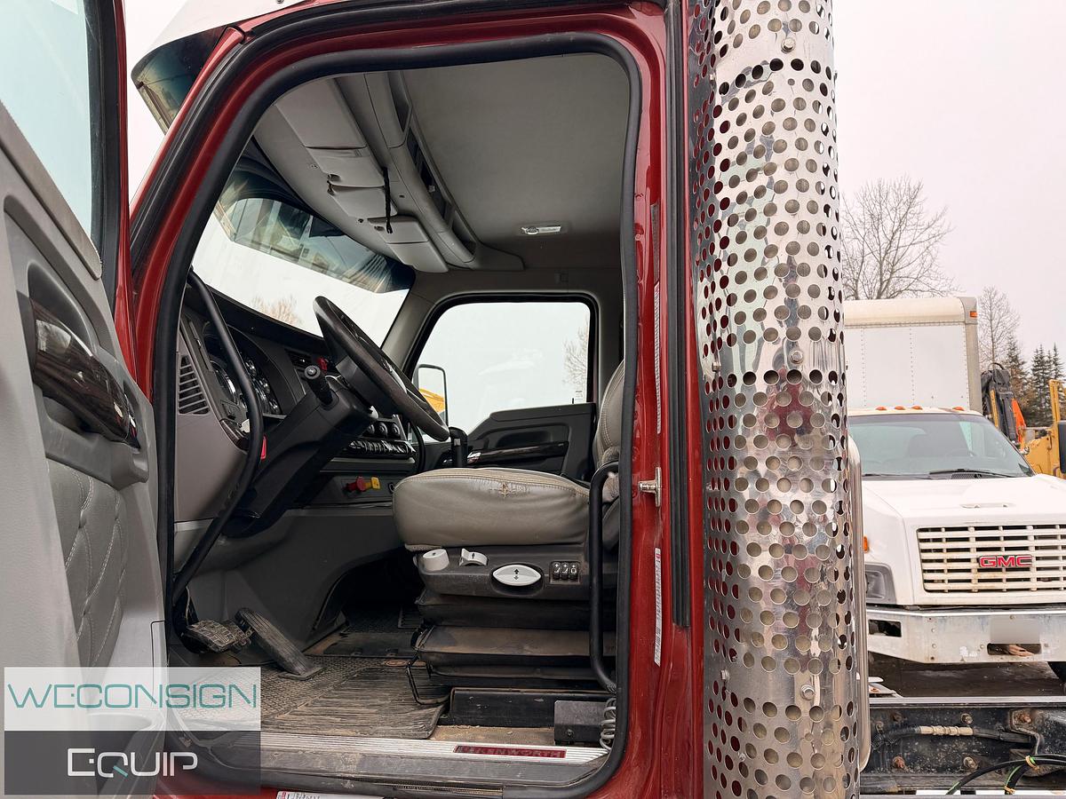 Used 2017 Kenworth T880