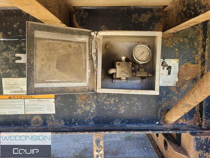 Used 2011 Thruway Super B Hi-Boy Flat Deck SH 76 & SH77