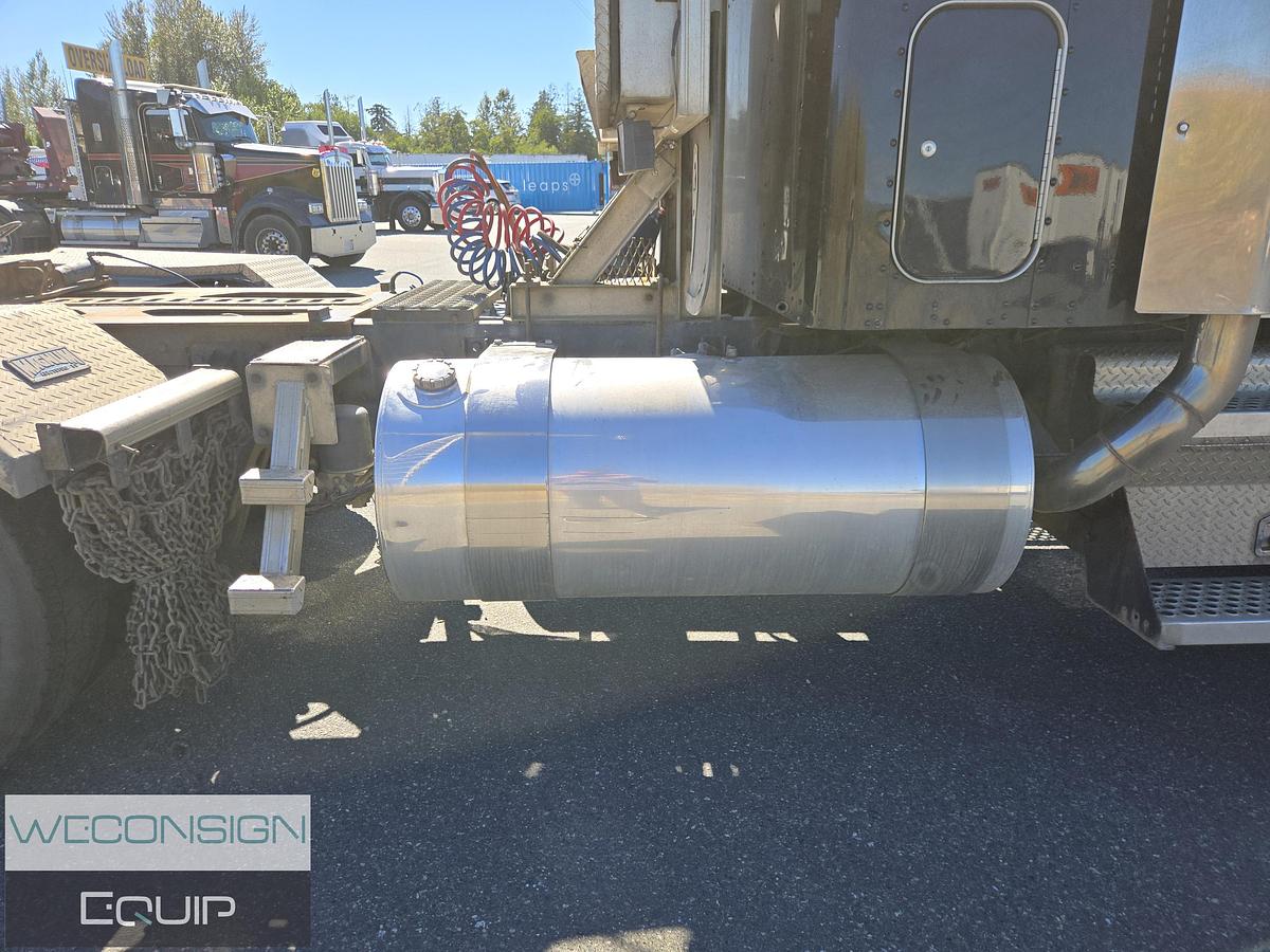 Used 2007 Kenworth T800 TA Lowbed Truck/ Tractor