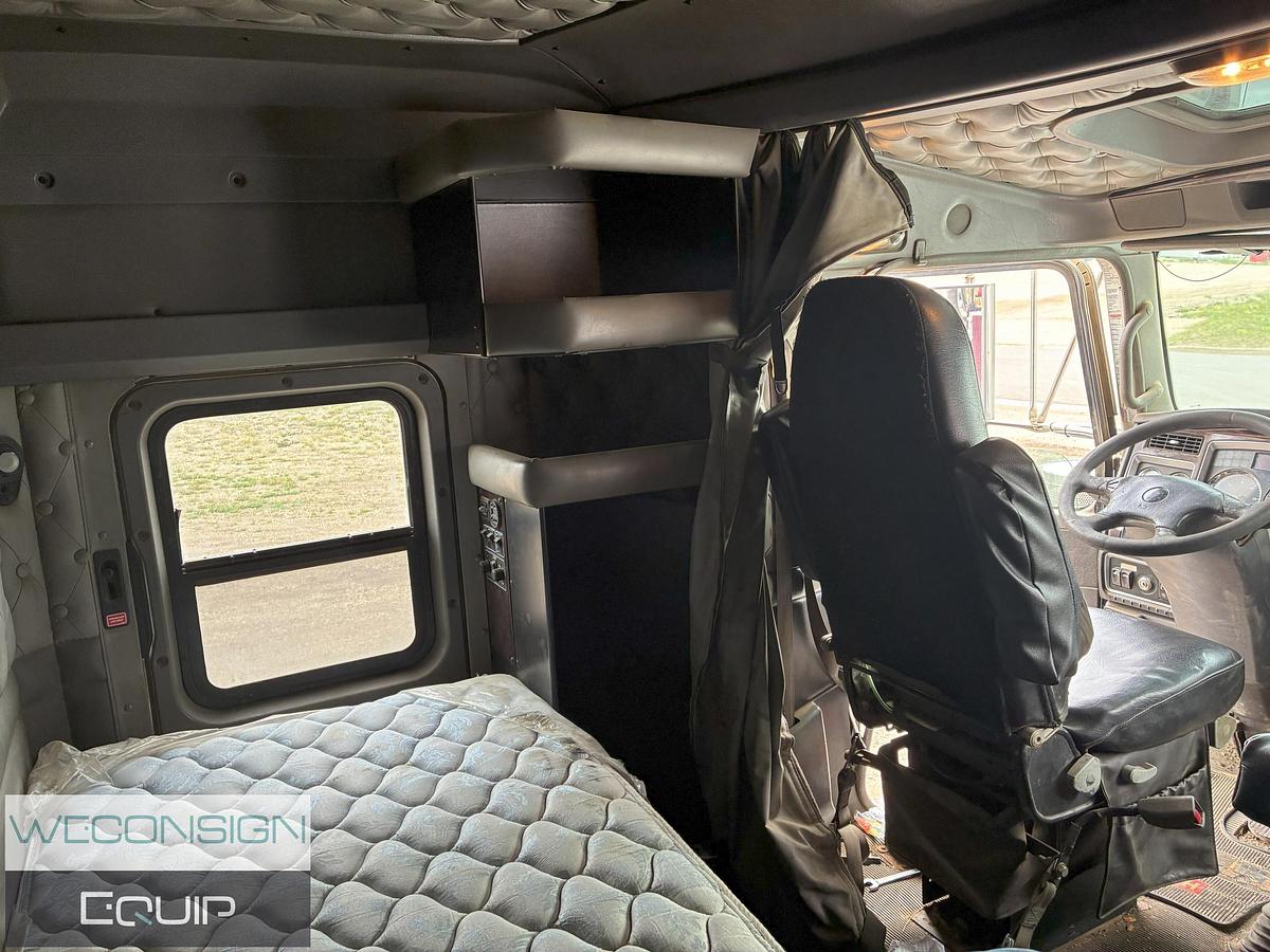 Used 2010 Kenworth SMV01