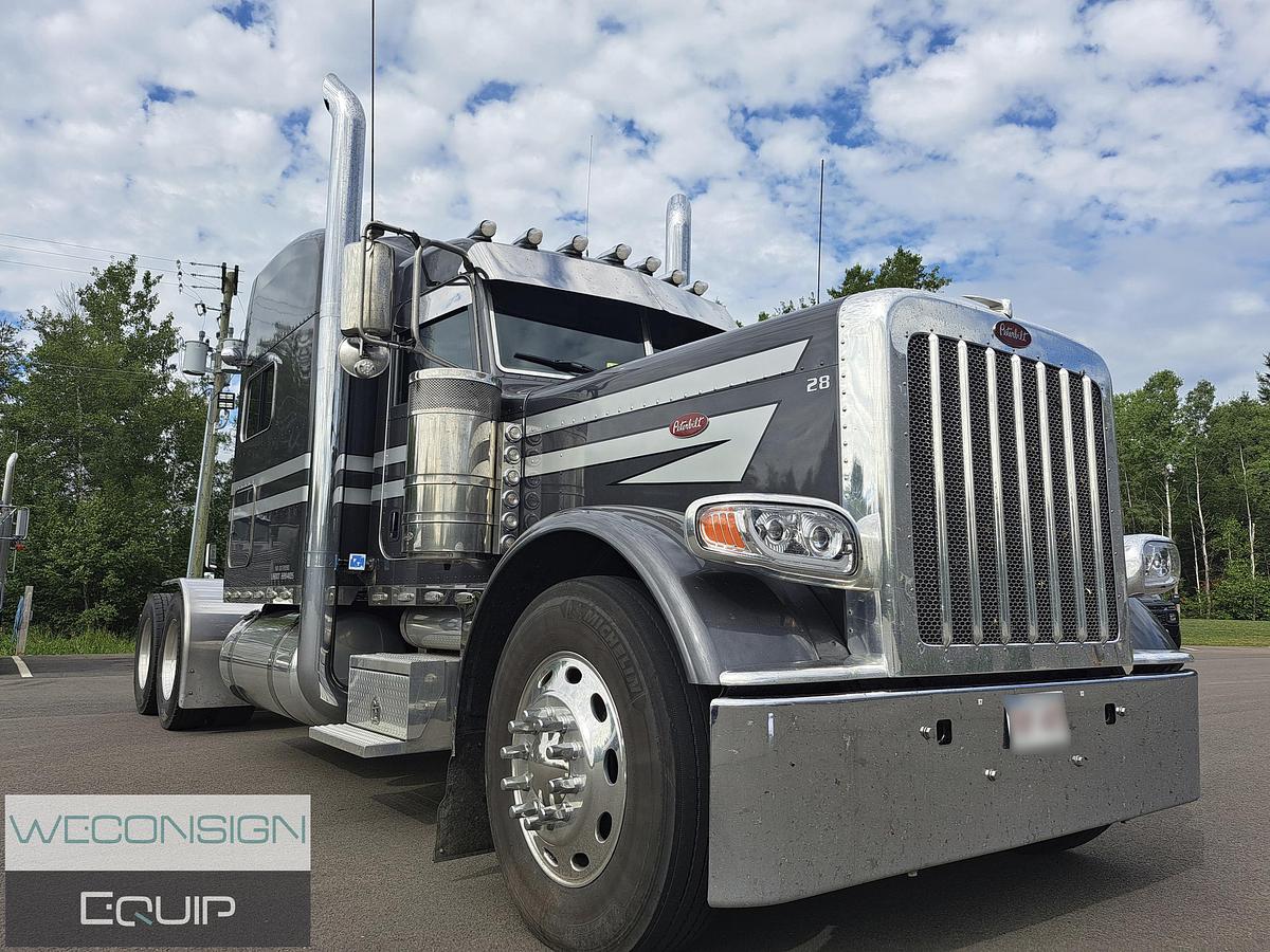 Used 2022 Peterbilt 389