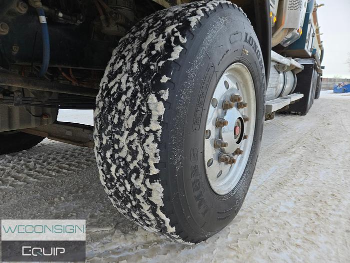 Used 2015 Western Star Tri-Drive Custom Vac Semi Vac