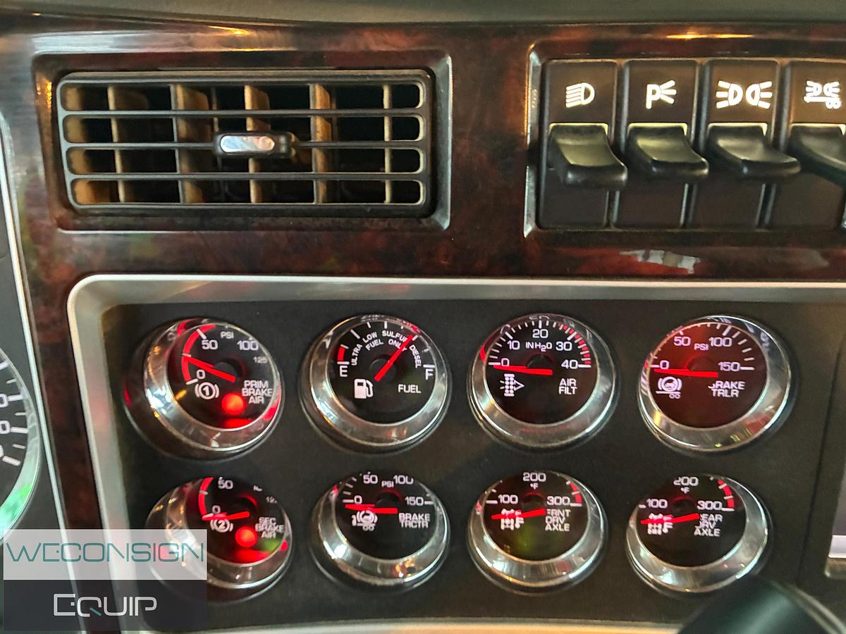 Used 2015 Kenworth C500 Winch Truck