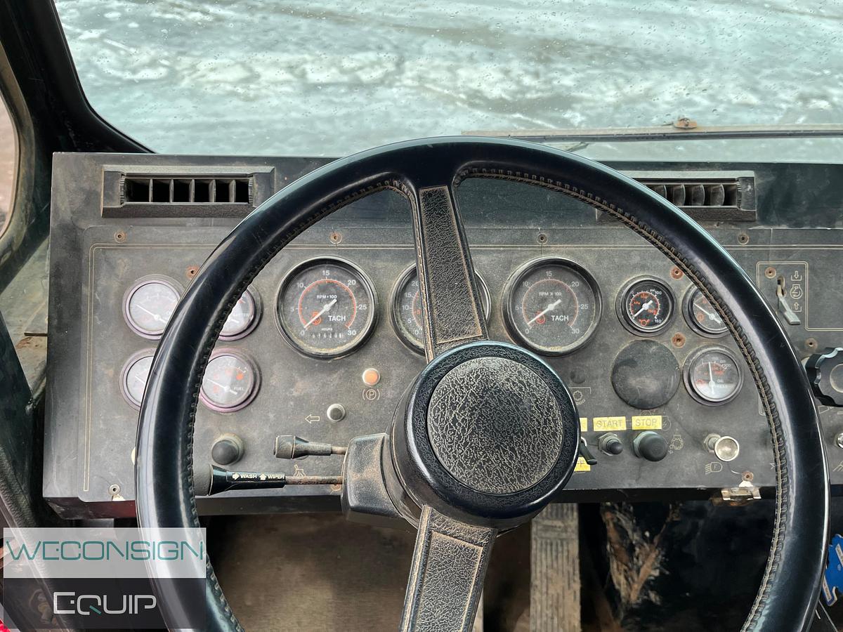 Used 1997 Foremost Industries Commander C