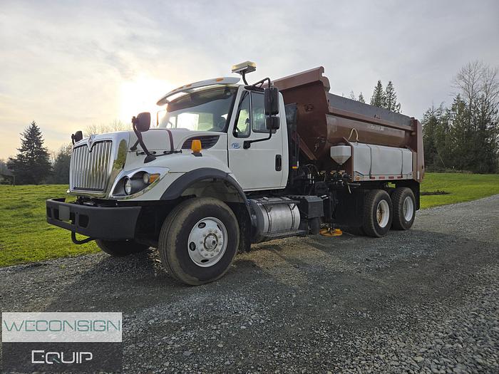 Used 2016 International 7400SBA Sander/ Dump Truck