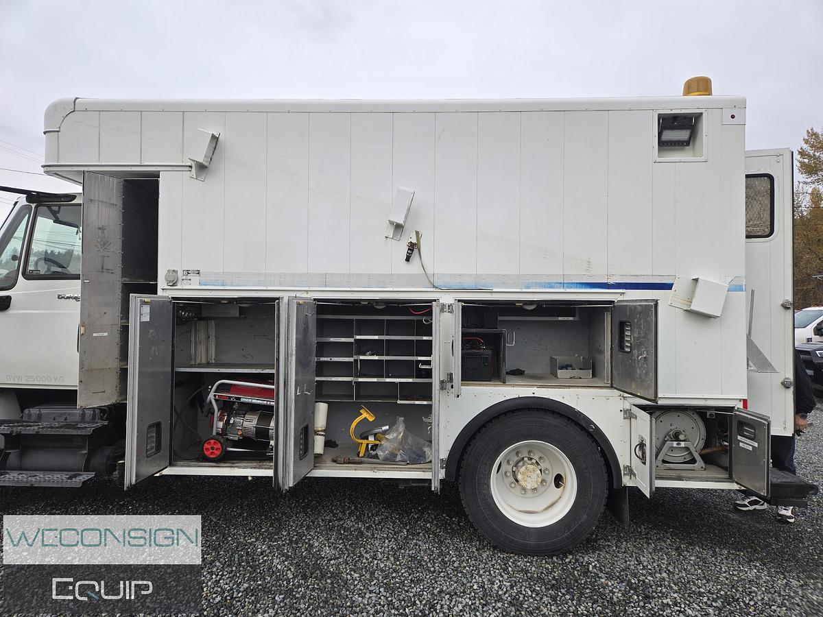 Used 2009 International 4400SBA