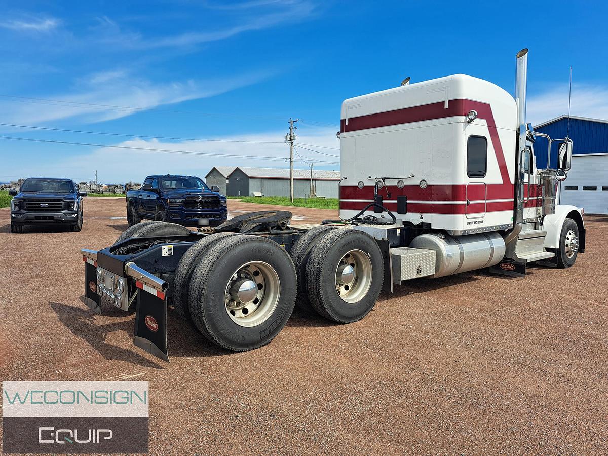 Used 2025 Peterbilt 589