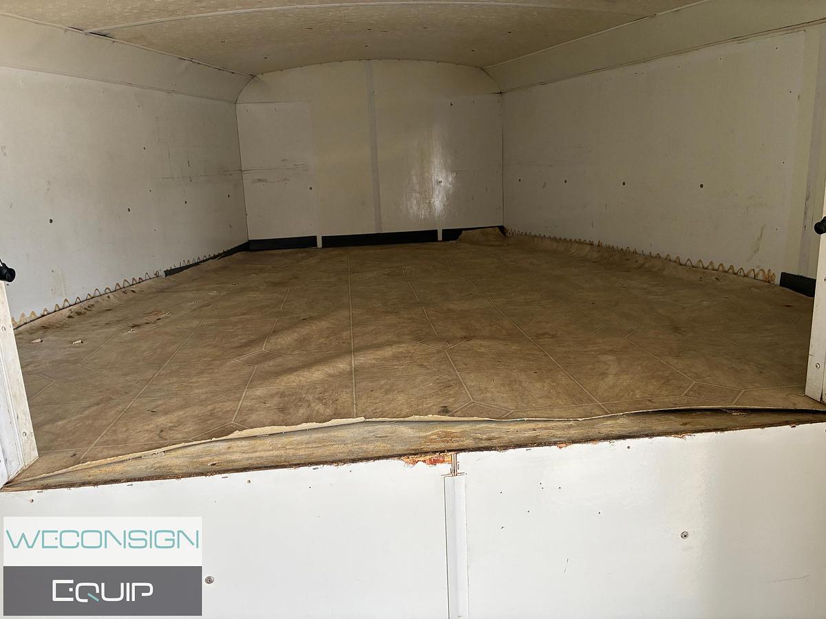Used 2007 Wells Cargo Enclosed Doghouse Trailer