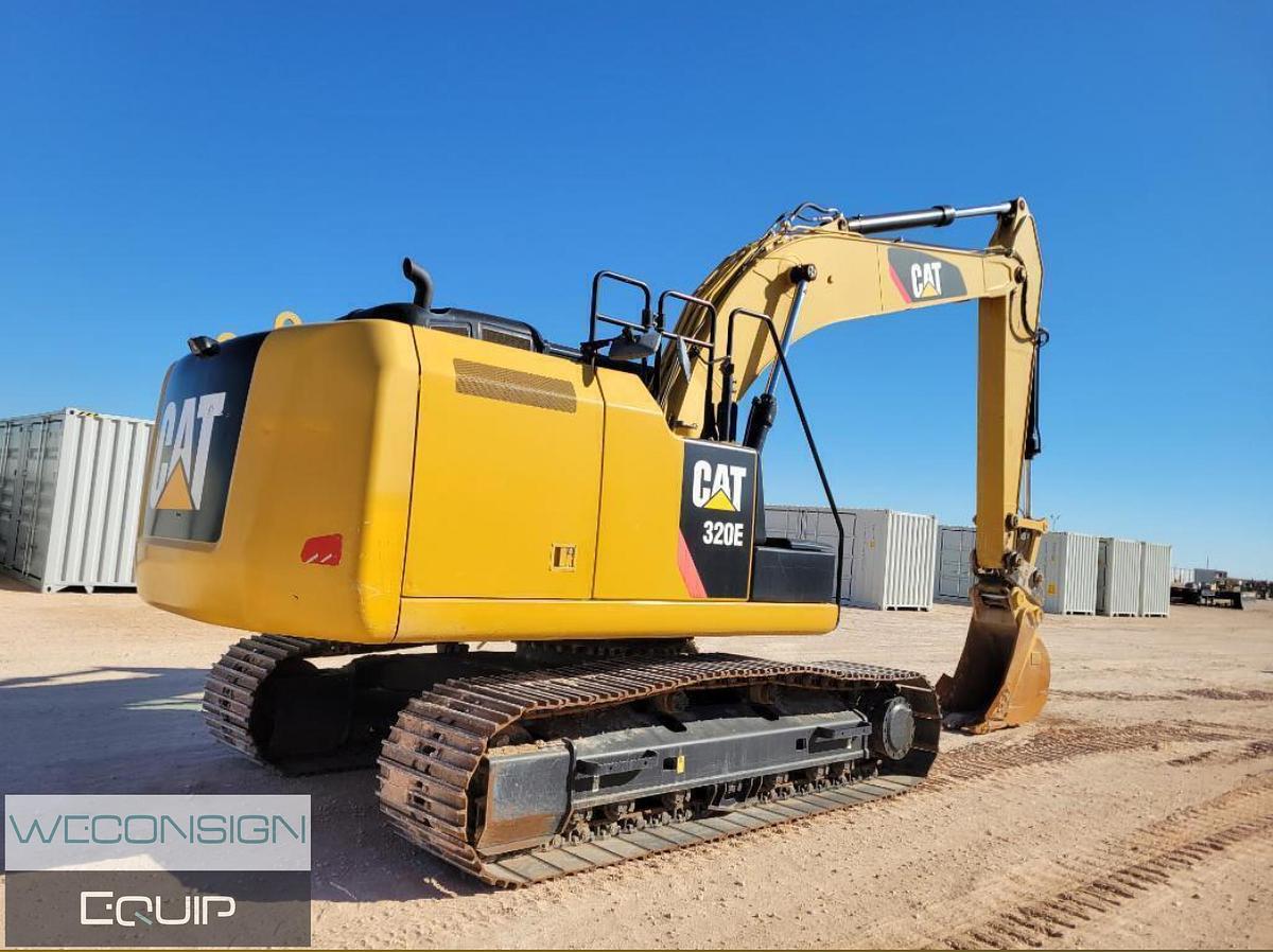 Used 2017 CAT 320E