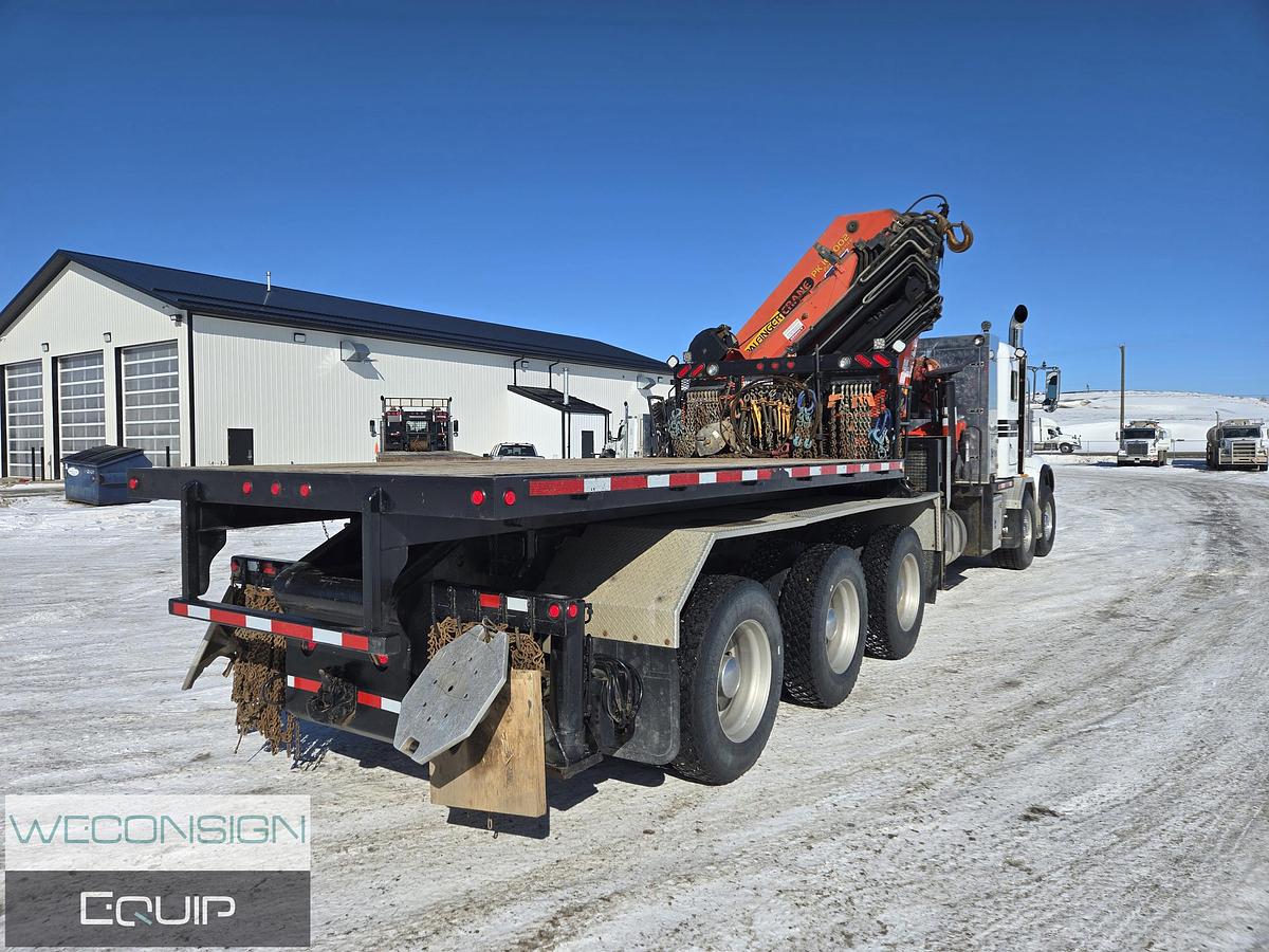 Used 2014 Peterbilt 367 Tan Tri 30 Ton Knuckle Boom Truck