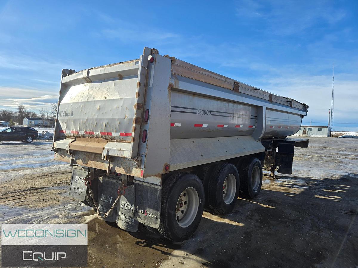 Used 2013 Midland 32'