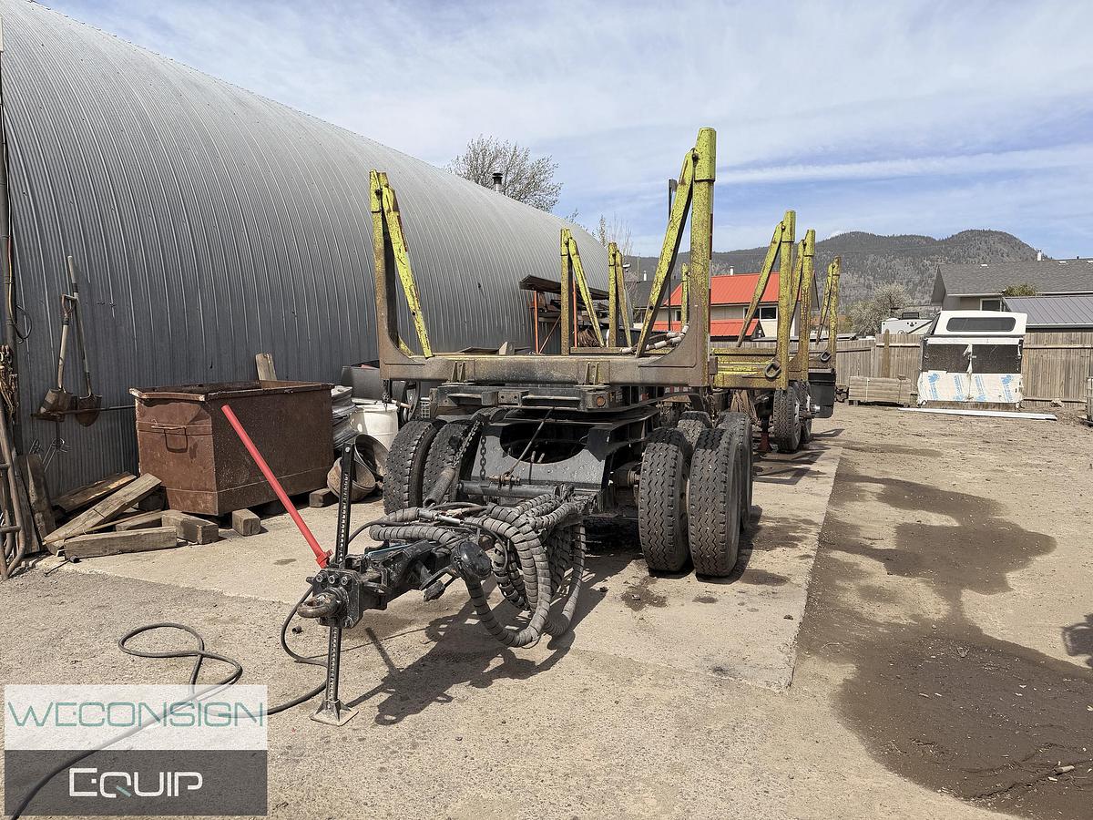 Used 2019 Western Star 4900SA Tri Drive Logging Truck