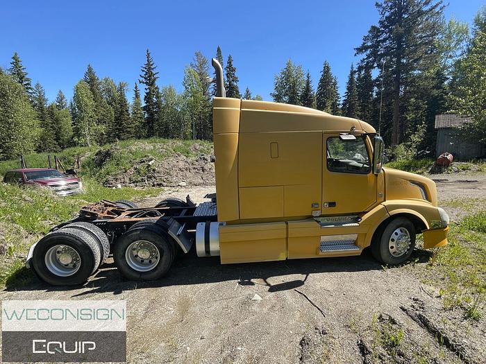 Used 2013 Volvo VNL HWY Truck Tractor