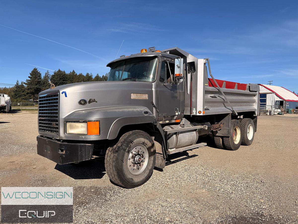 Used 1995 Mack CL713 TA Dump Truck