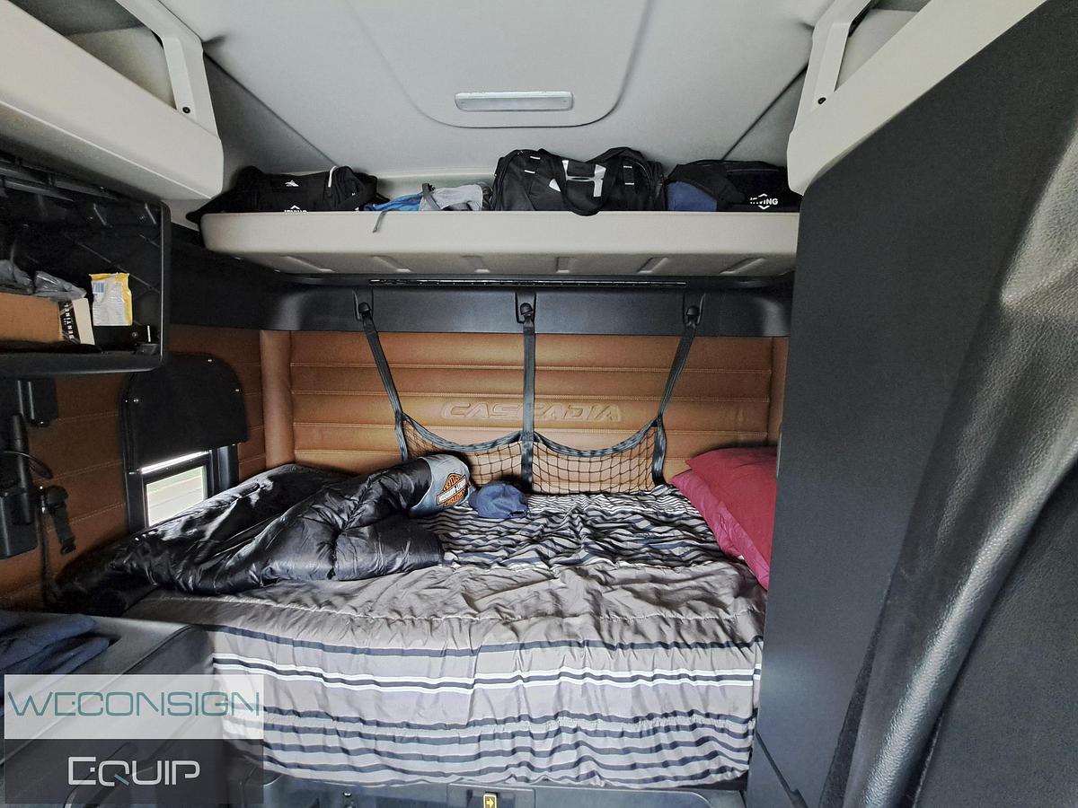 Used 2020 Freightliner Cascadia