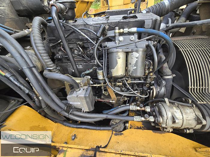 Used 2002 John Deere 250C