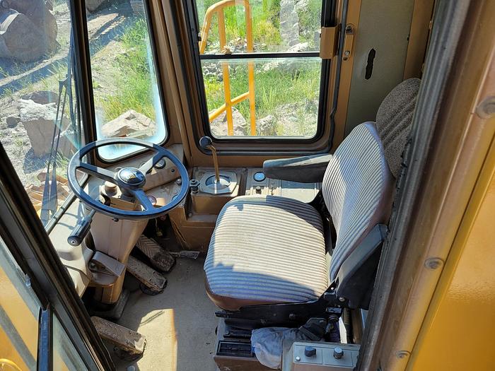 Used 1994 CAT  815B Compactor