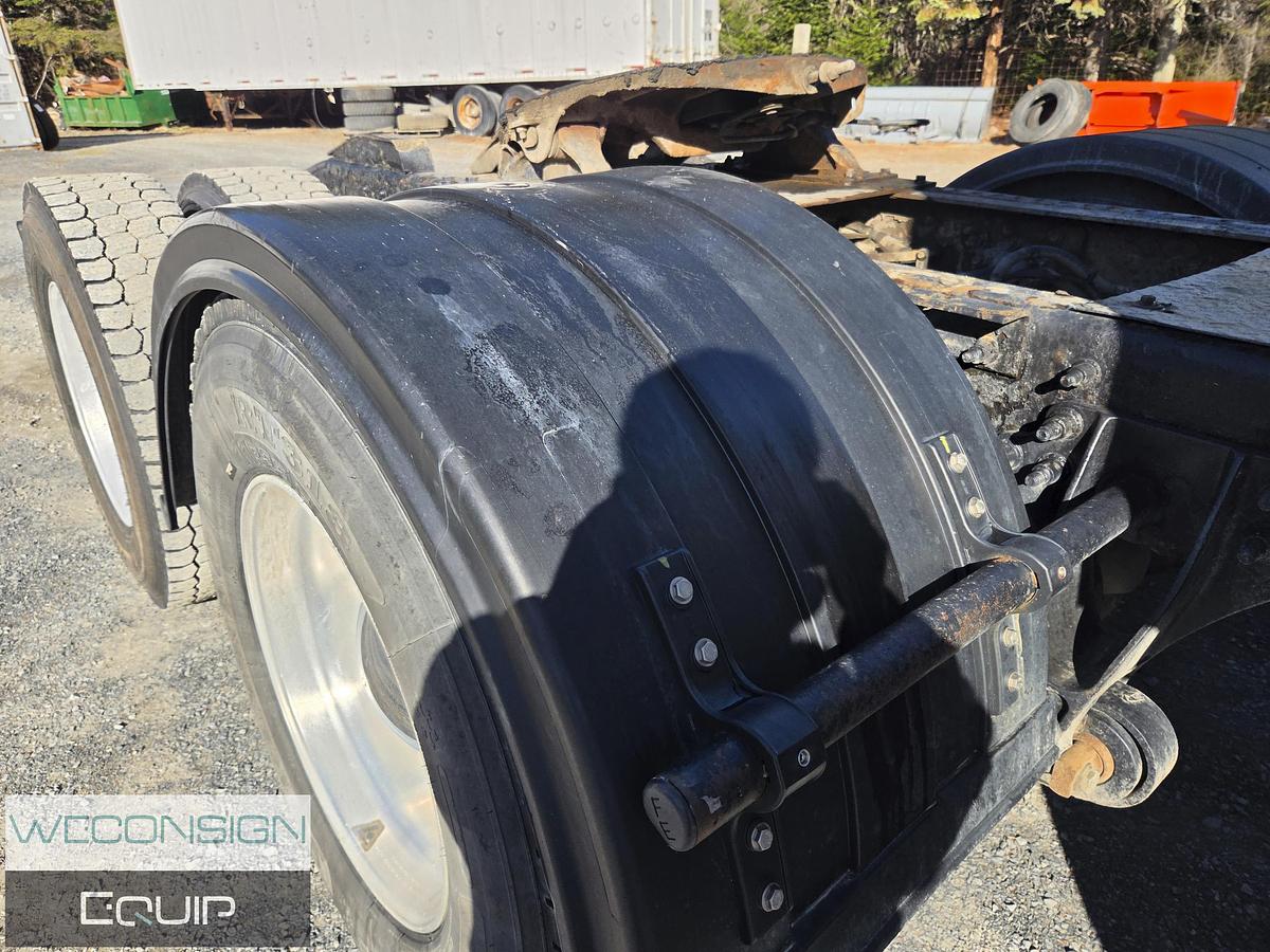 Used 2014 International Prostar Sleeper Truck Tractor