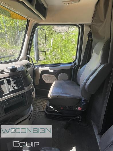 Used 2013 Volvo VNL HWY Truck Tractor