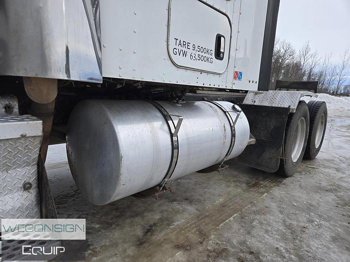 Used 2017 Kenworth T800 TA Wet Kit Tractor