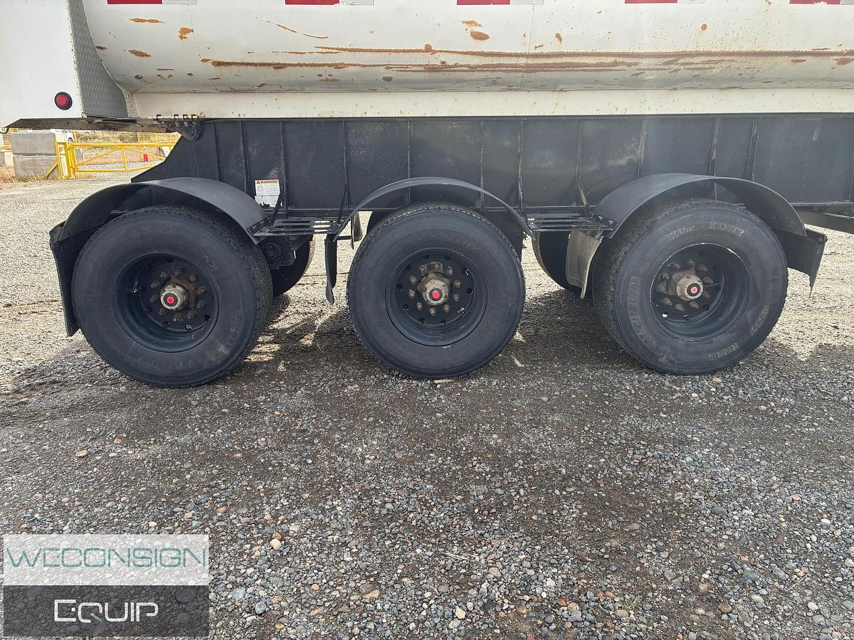 Used 2016 Midland MG37SK3400X End Dump