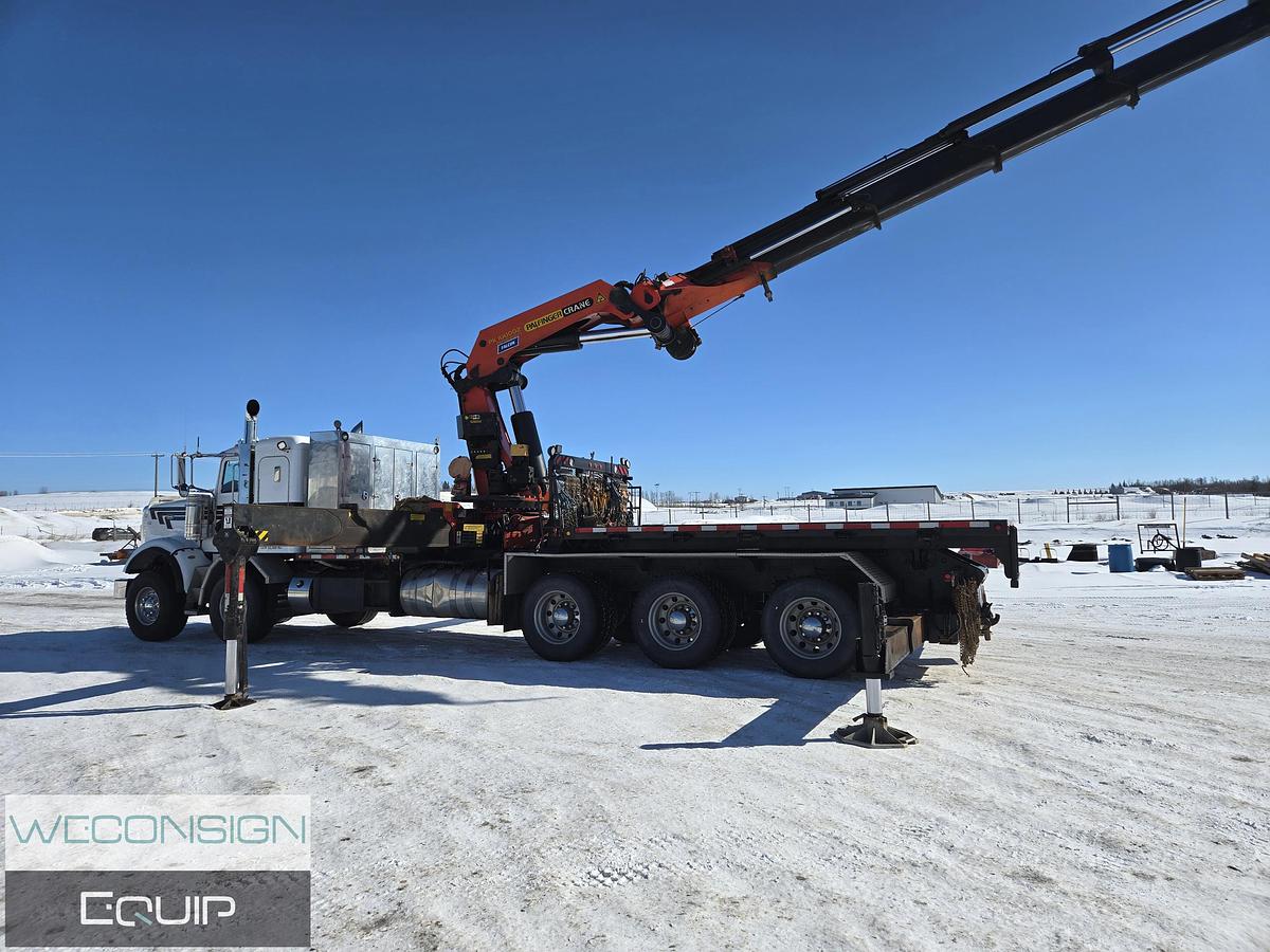 Used 2014 Peterbilt 367 Tan Tri 30 Ton Knuckle Boom Truck