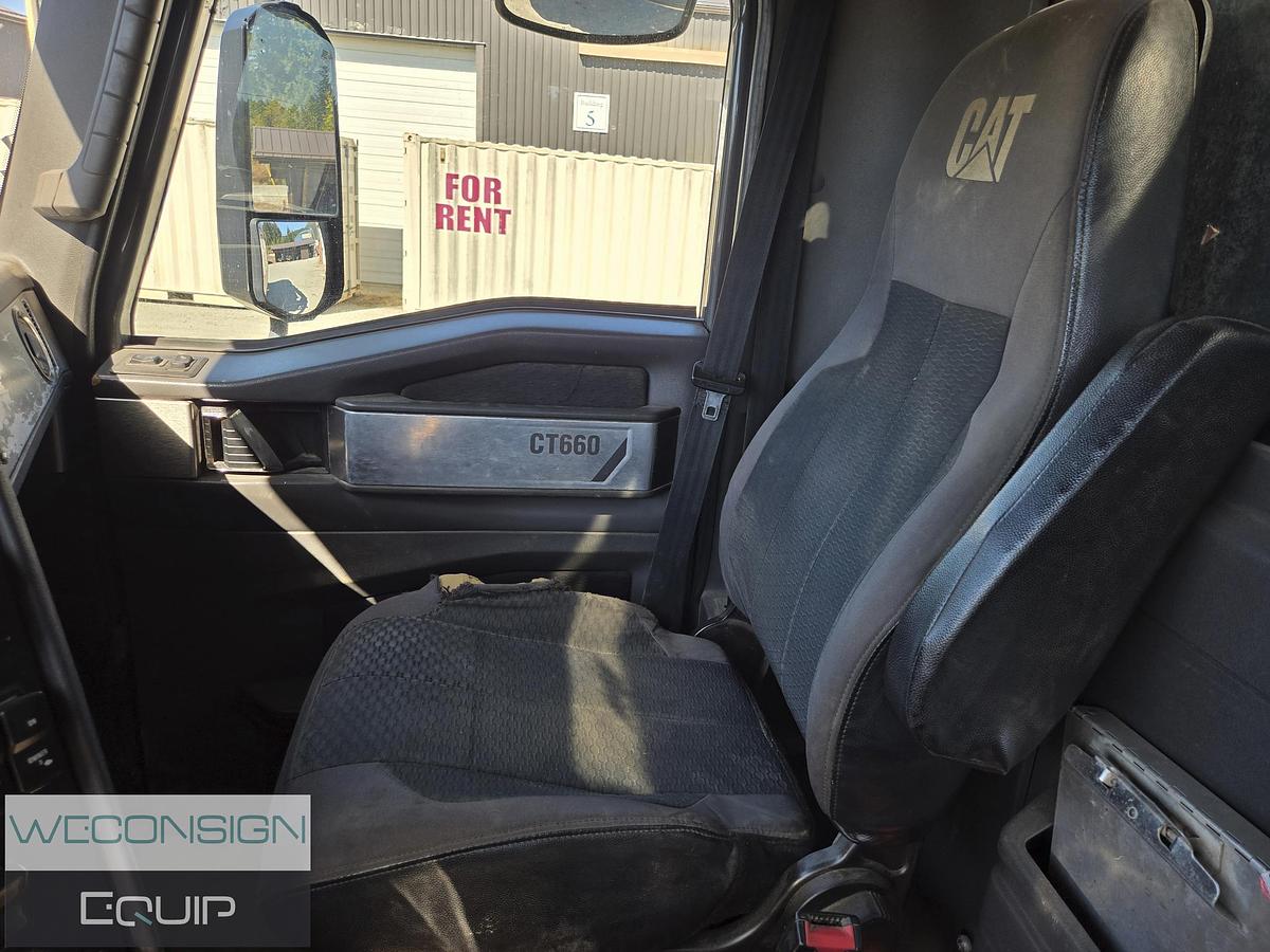 Used 2015 CAT Hydro Excavator