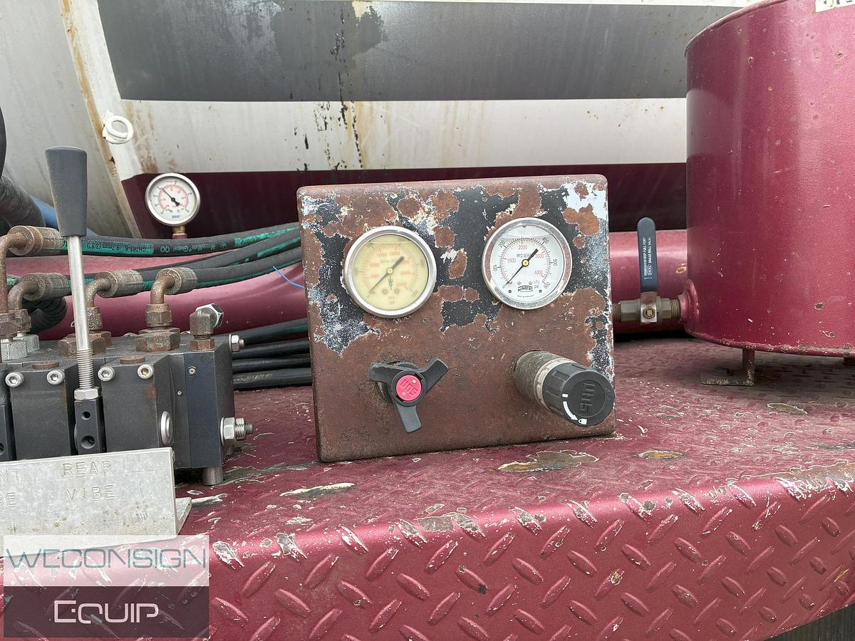 Used 2010 Kenworth SMV01