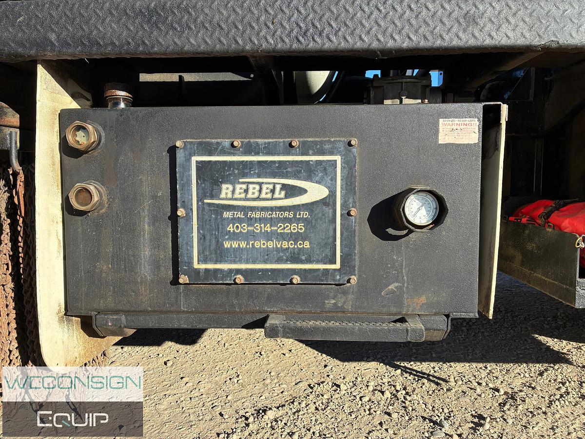 Used 2012 Freightliner Coronado SD Combo Vacuum Truck