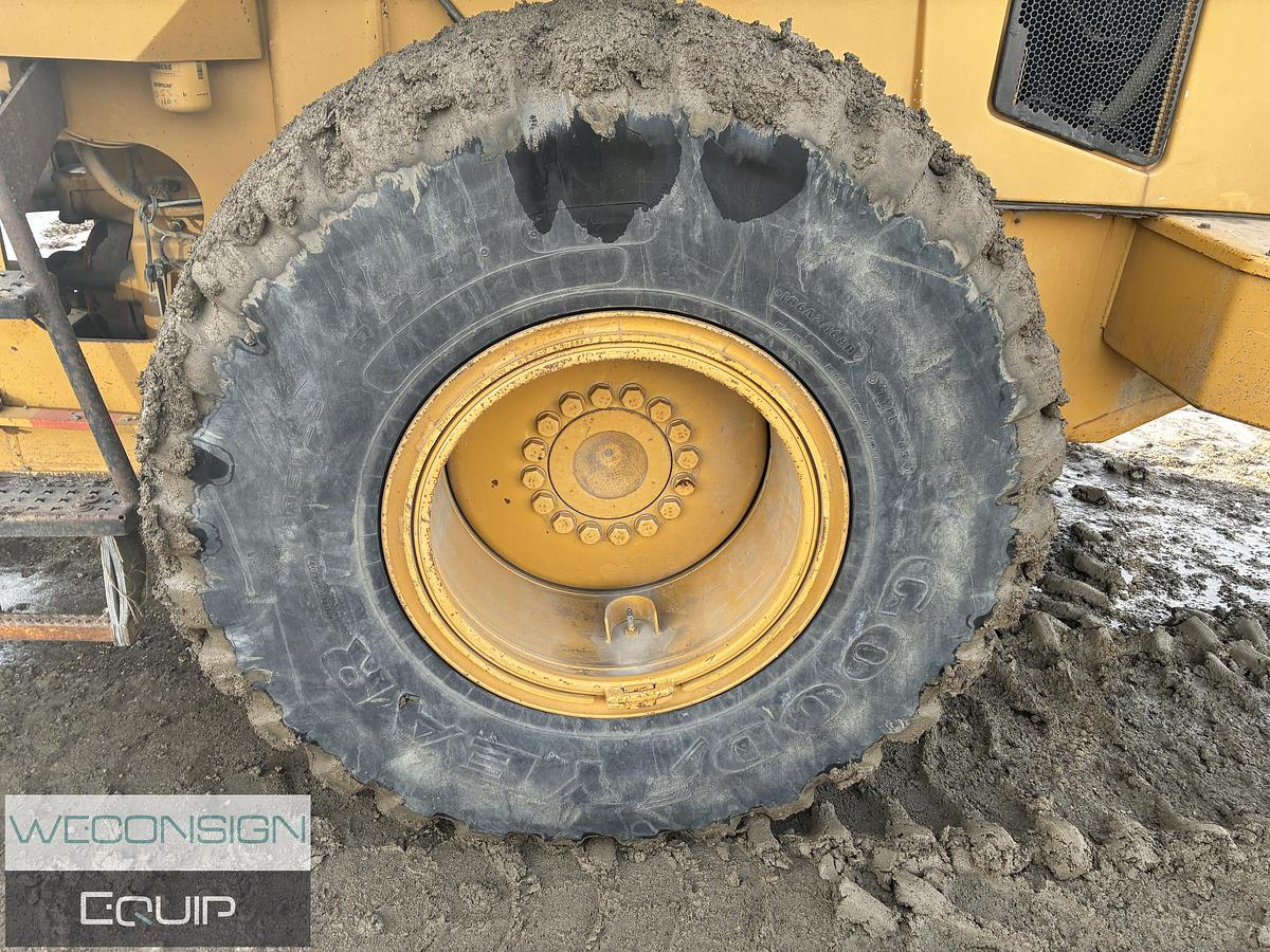 Used 2006 CAT 938G