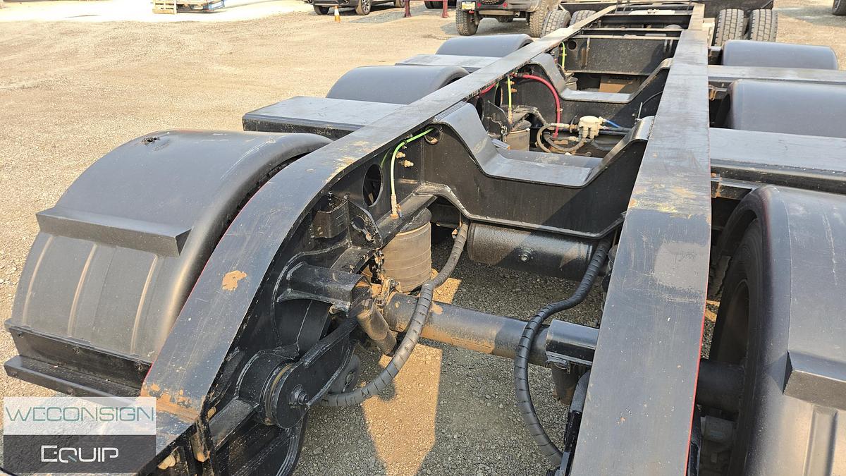 Used 2023 Pacesetter 60T 9 Axle Lowbed Combination