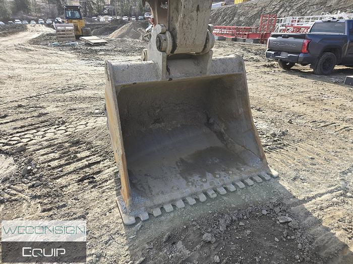 Used 2011 Hitachi  ZX225USR-3 Excavator