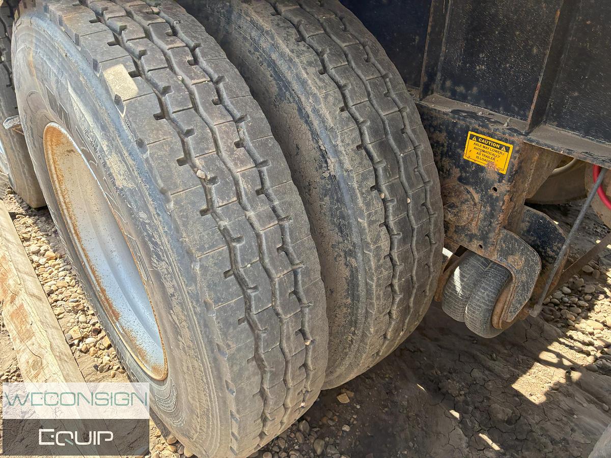 Used 2011 Doepker HB140701 Super B Flat Deck