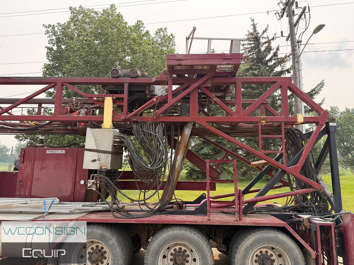 Used 2007 Freightliner FLD120 Snubbing Unit
