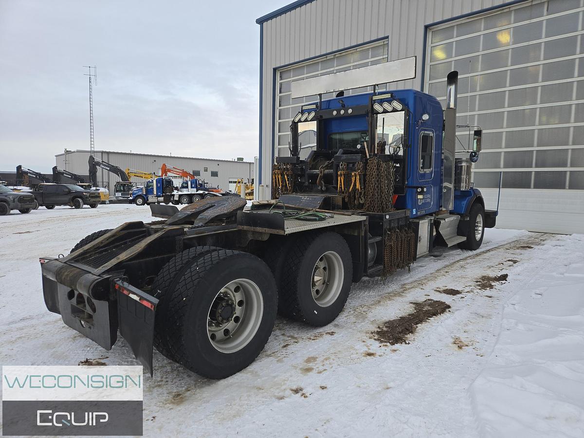 Used 2012 Kenworth T800 TA Winch Truck
