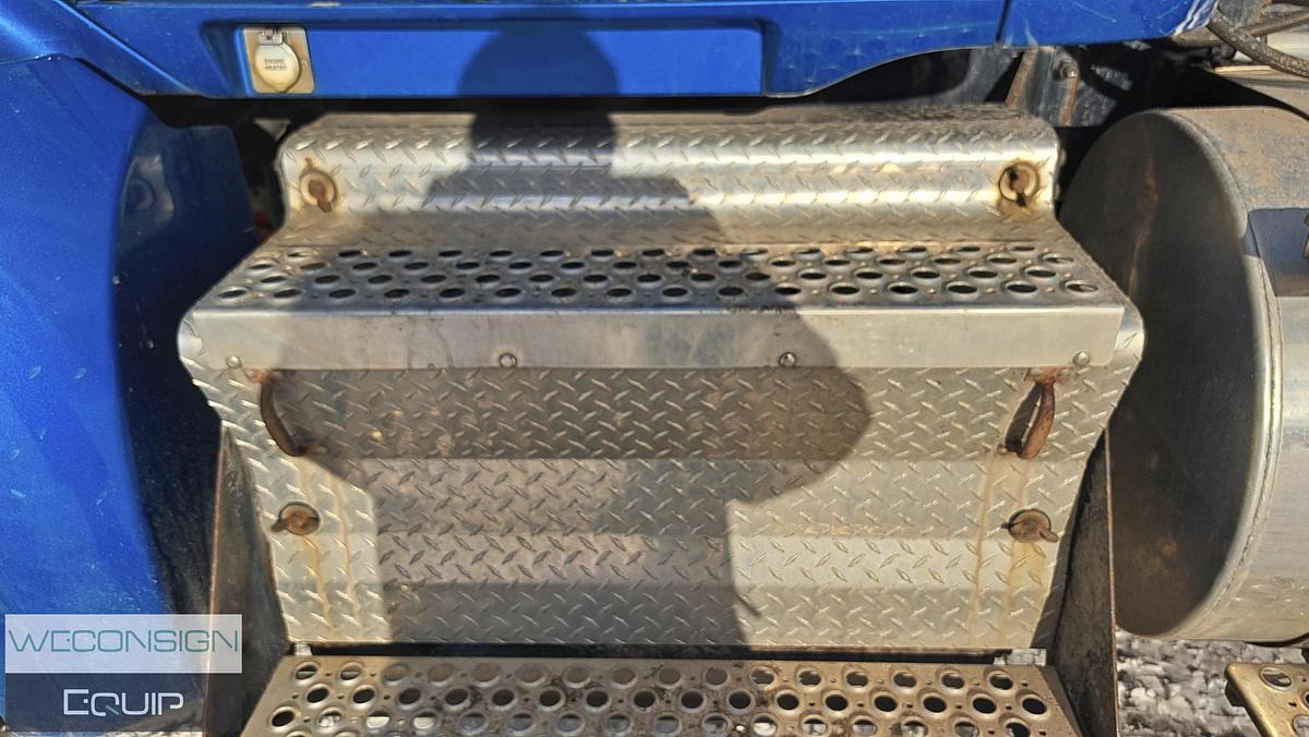 Used 2020 Kenworth T880