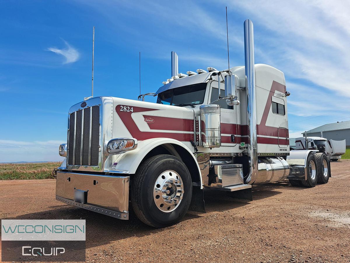 Used 2024 Peterbilt 389 Sleeper Truck Tractor