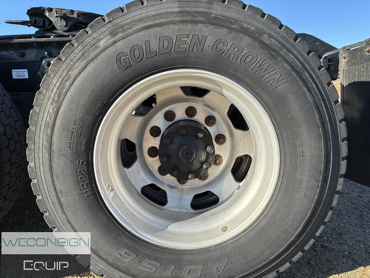 Used 2020 Kenworth T680 Sleeper Truck Tractor