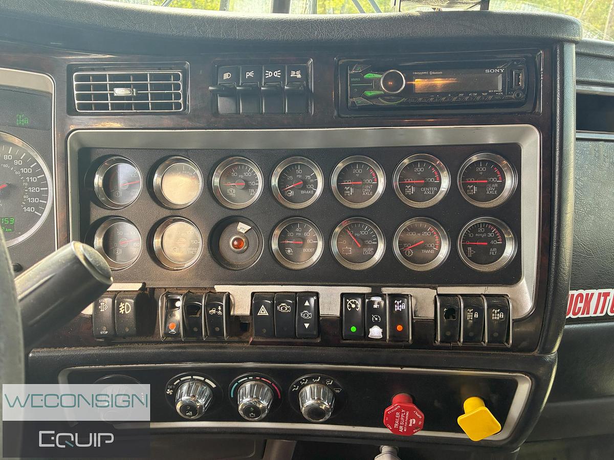 Used 2010 Kenworth T800 Tri Drive Combo Vac